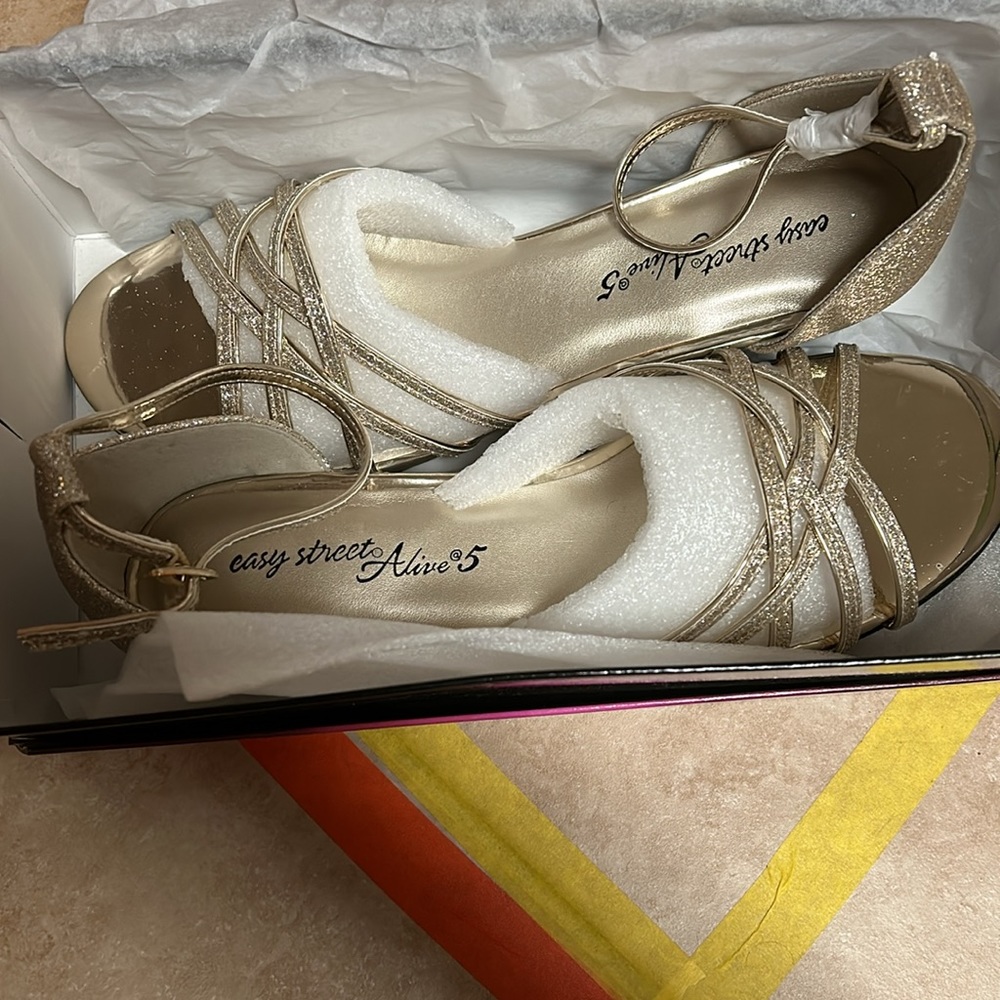 NIB Talbots gold sandals. Size 9.
